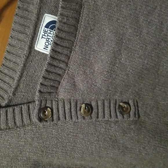 The North Face Sweater - Picture 3 of 5